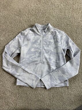 LULULEMON Grey Camo Ribbed Cropped Half Zip Pullover 4/Xs